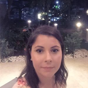 Meet your Posher, Adina